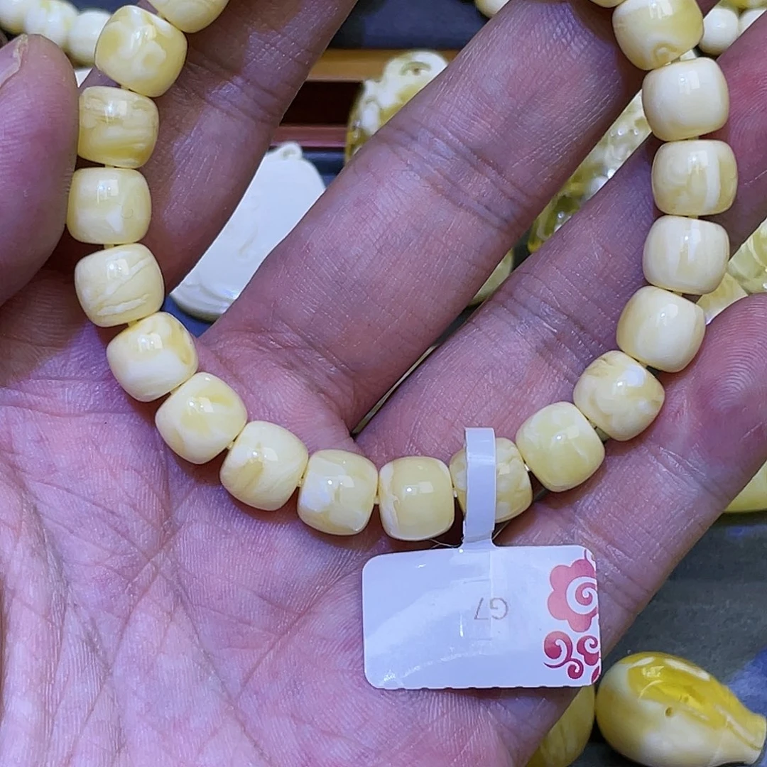 蜜蜡手串未镶嵌?**猫9mmmmmmmmm