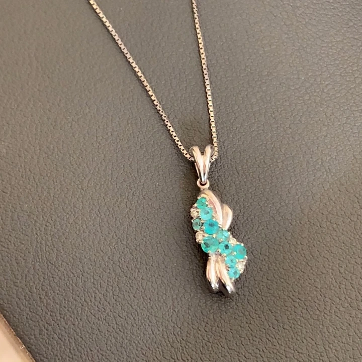 颈饰碧玺铂Pt900镶嵌巴西帕拉伊巴碧玺