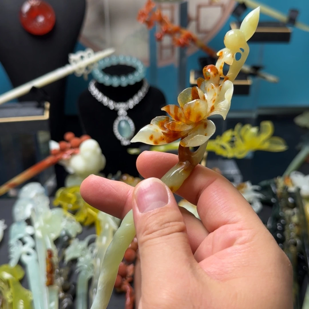 蛇纹石玉未镶嵌发饰