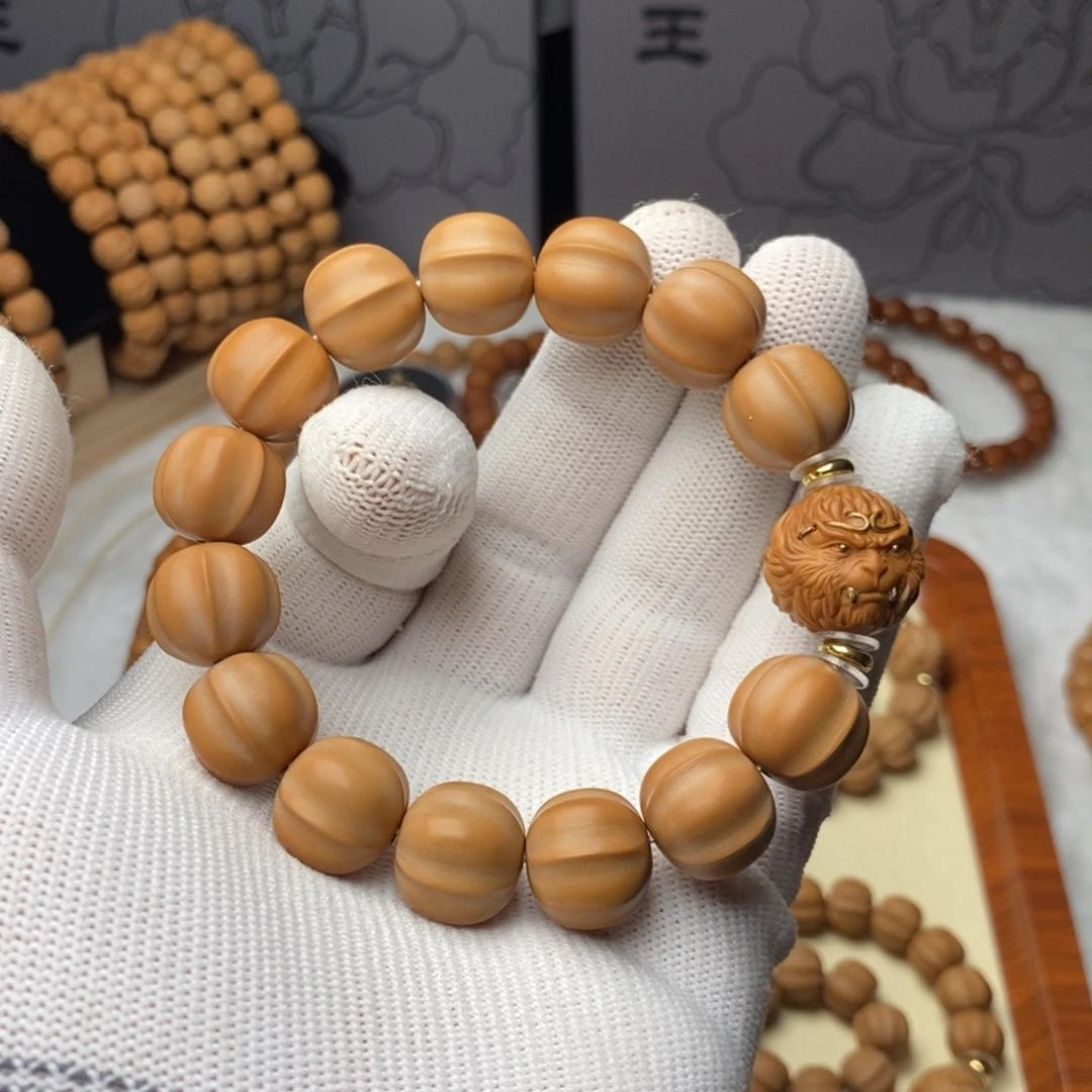 猴头核桃吊坠一***点全品鲨鱼