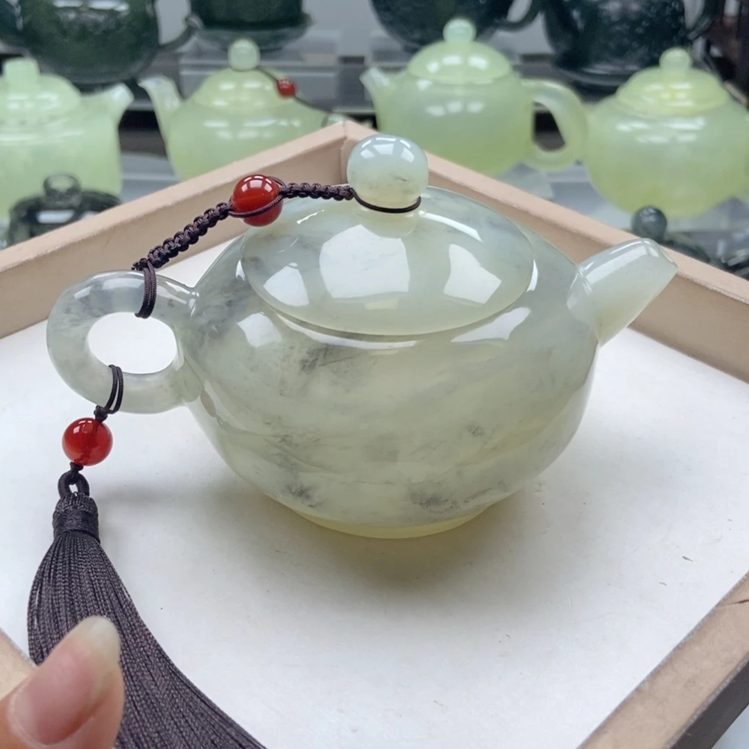 未***米蛇纹石玉未镶嵌壶