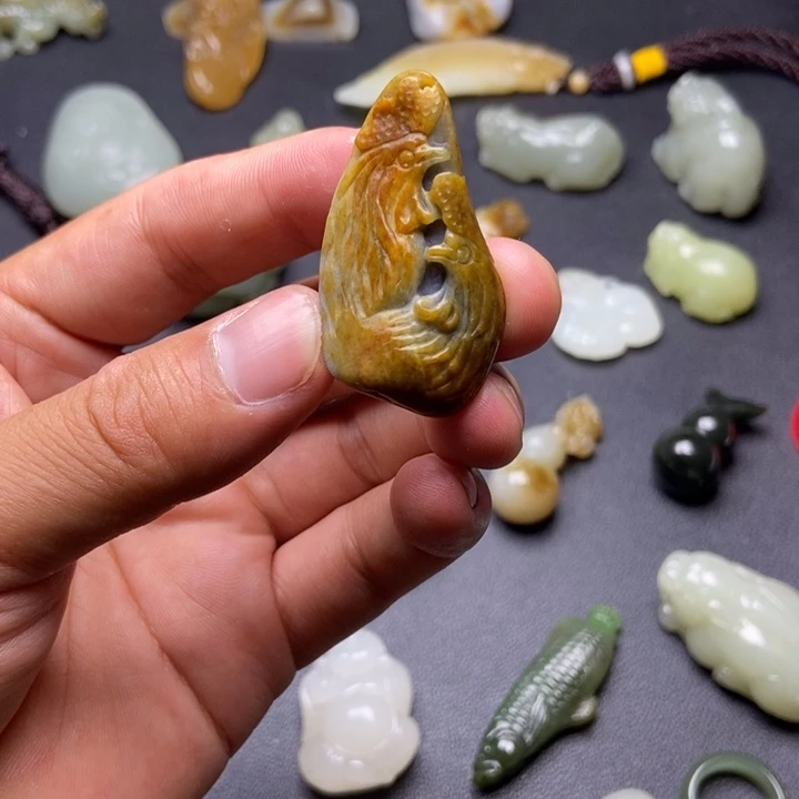 和田玉未镶嵌挂件