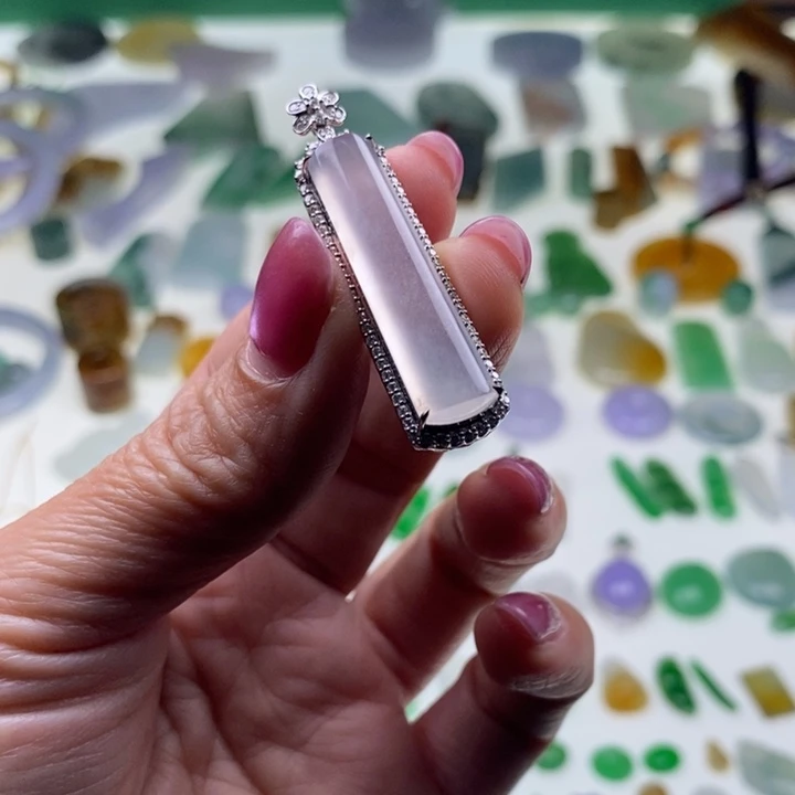 翡翠未镶嵌挂件天然翡翠