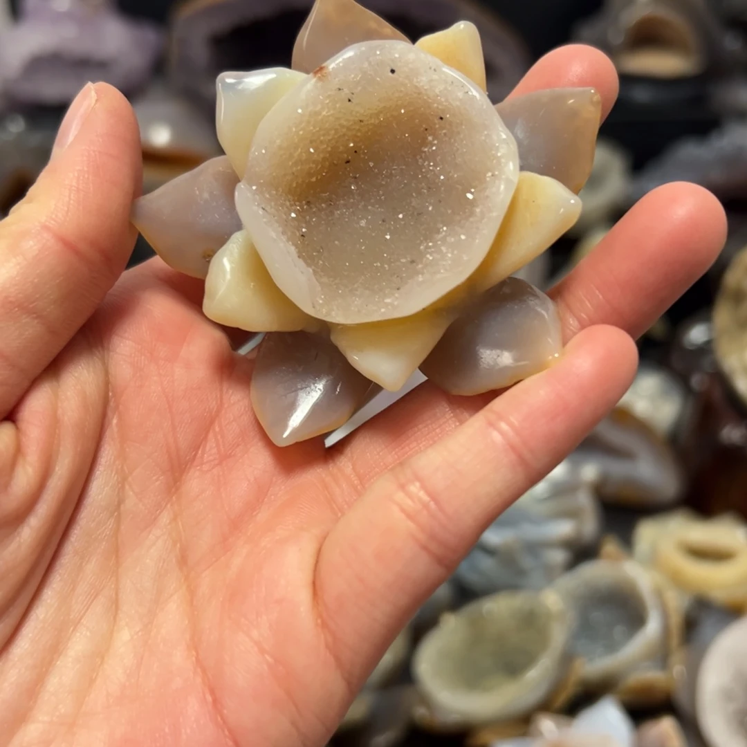 玛瑙/玉髓未镶嵌珠宝半成品