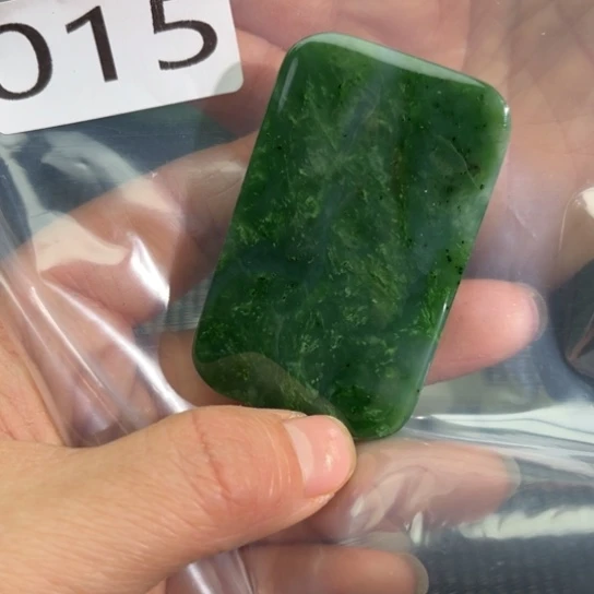 和田玉未镶嵌珠宝半成品