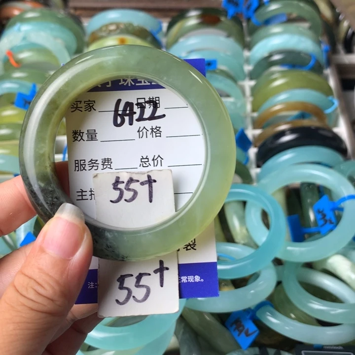 未镶嵌蛇纹石玉手镯6422