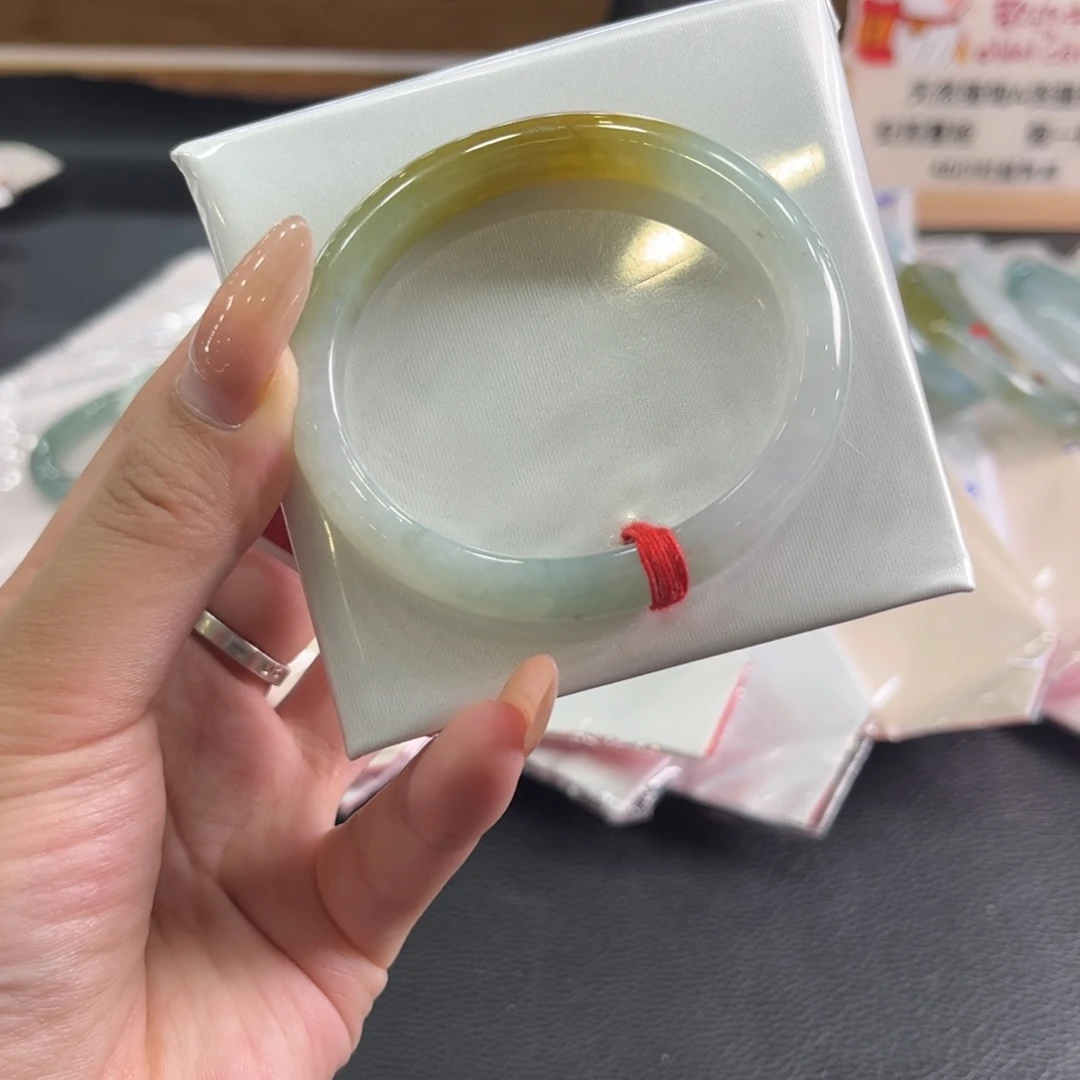 翡翠未镶嵌手镯53贵妃冰黄