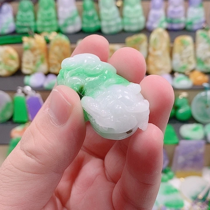 翡翠银S925镶嵌吊坠(赠链)