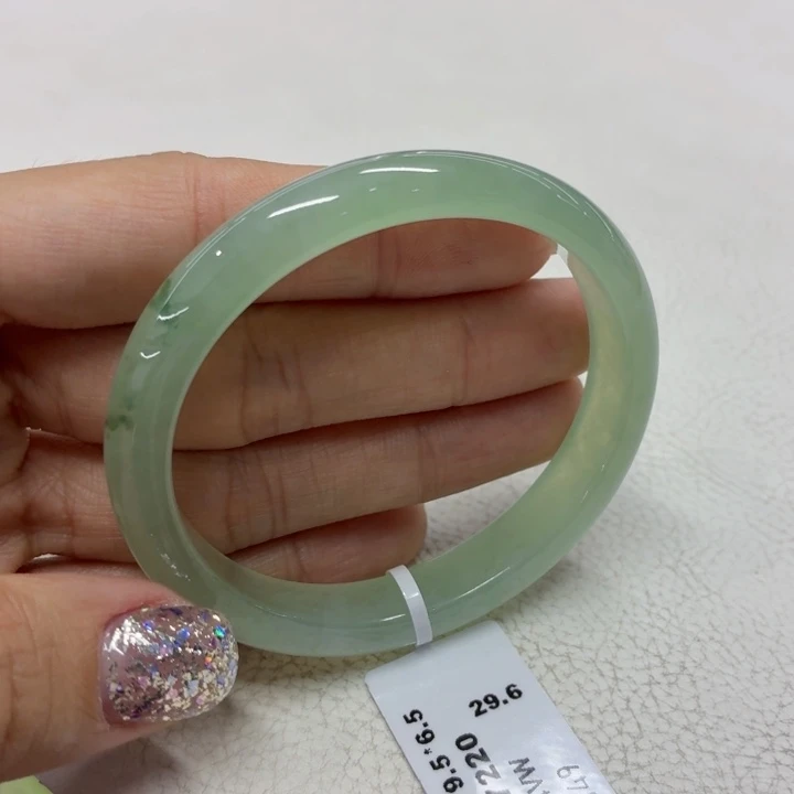 未镶嵌手镯翡翠缅甸翡翠手镯52.6贵妃