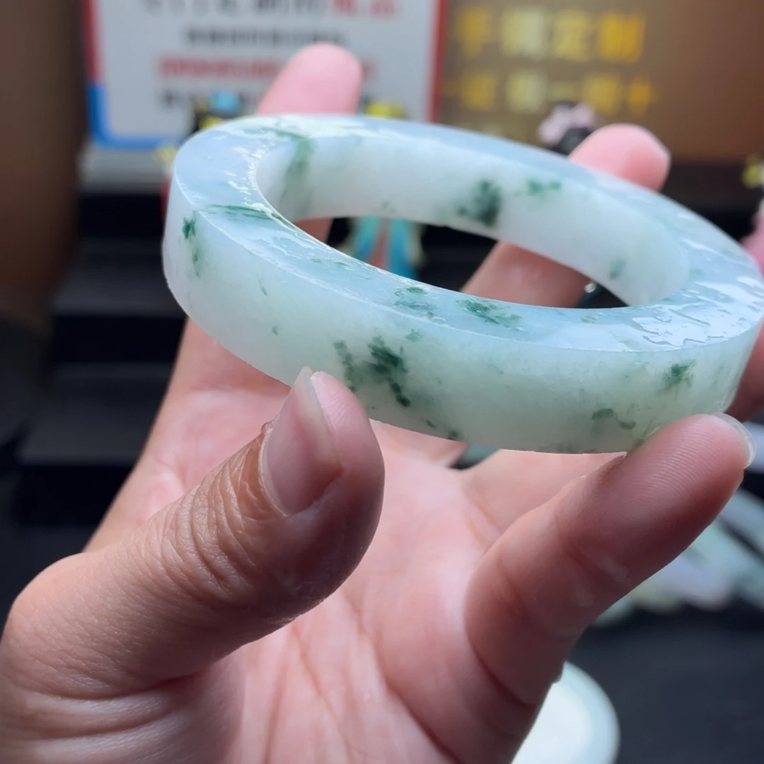 清***梦定制翡翠未镶嵌翡翠手镯