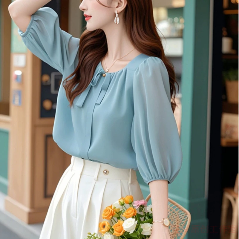 初秋减龄好看的韩系chic别致通勤上衣休闲蓝色五分袖雪纺衬衫女款