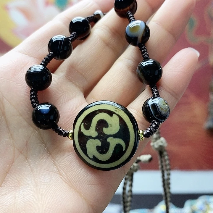 玛瑙/玉髓合金颈饰