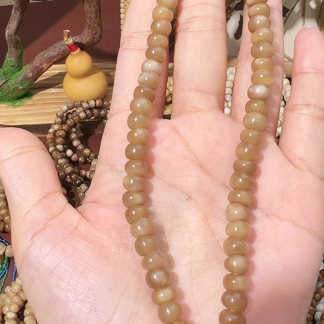 吊坠龙脊菩提玉化料蒜瓣手持7+