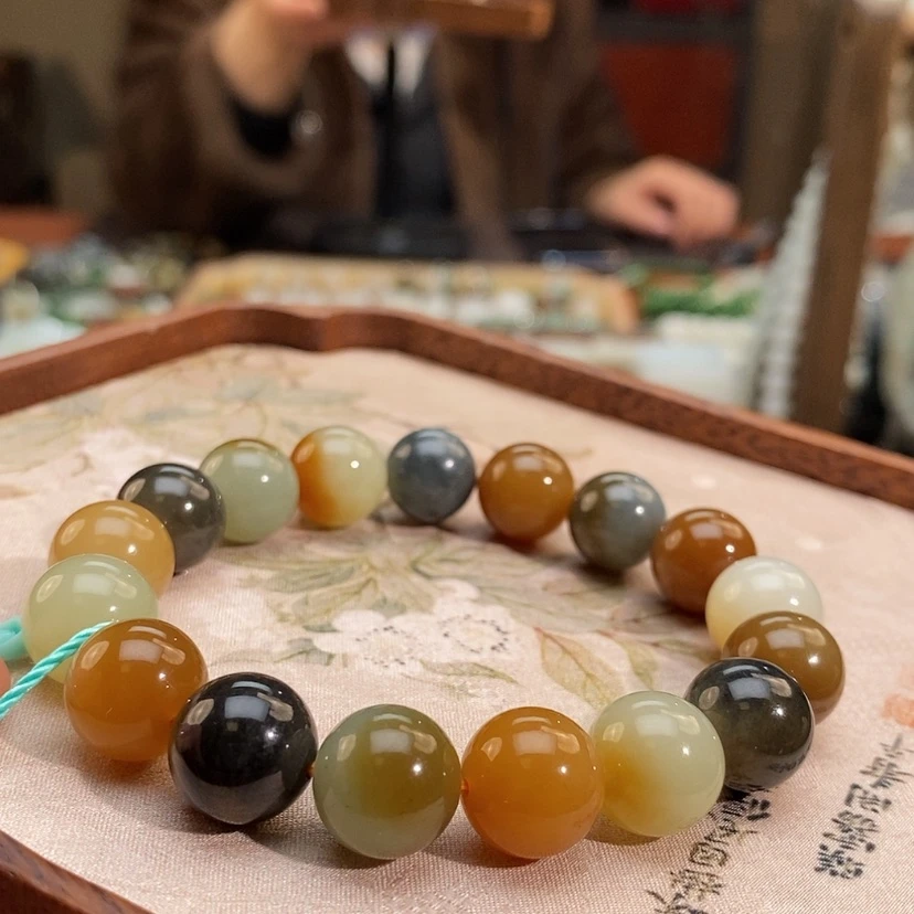 【闪购商品】未镶嵌手链和田玉