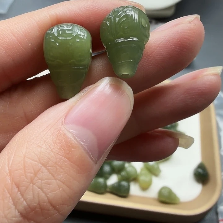 和田玉未镶嵌颈饰23