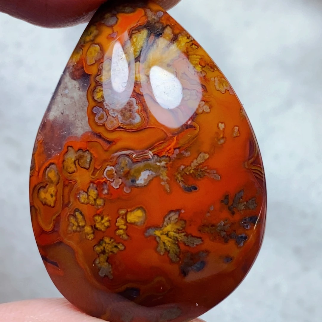 未镶嵌吊坠(不含链)玛瑙/玉髓?**?