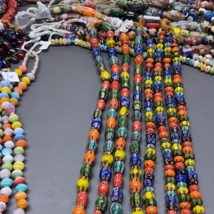 琉璃颈饰琉璃琉璃雪弗莱