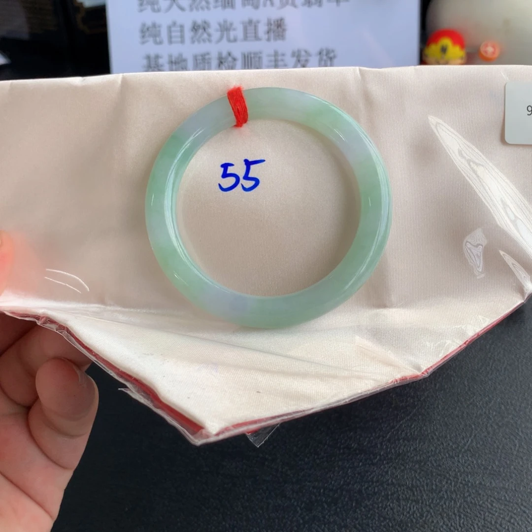 未镶嵌手镯翡翠翡翠手镯