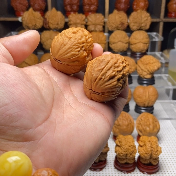 Y***I吊坠桃核3玄武金蟾