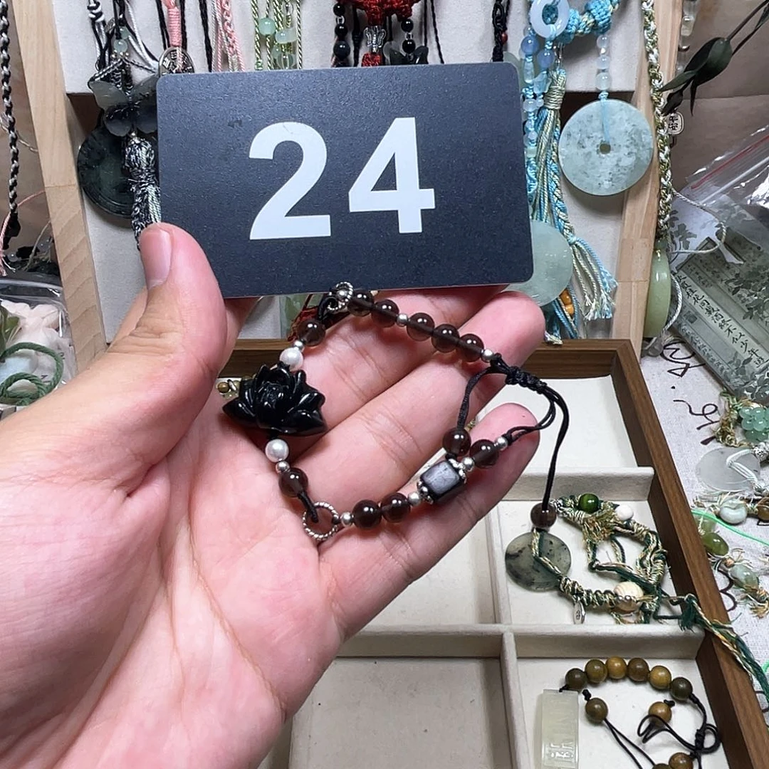 合金蛇纹石玉颈饰