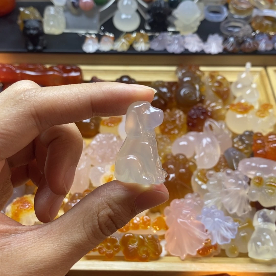 玛瑙/玉髓颈饰未镶嵌燕*