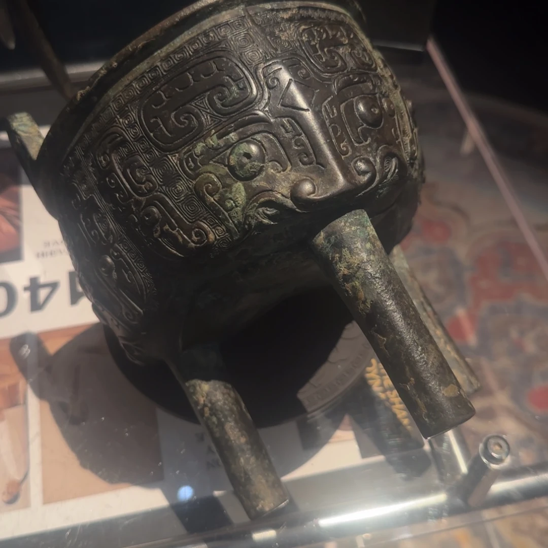 午***阳古铜鼎艺术品一件