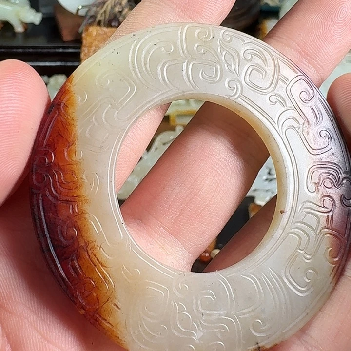 江***南未镶嵌和田玉（糖玉）挂件