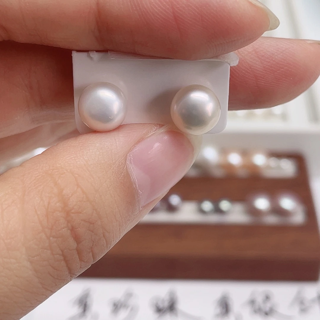 银S925镶嵌淡水珍珠耳饰元*?