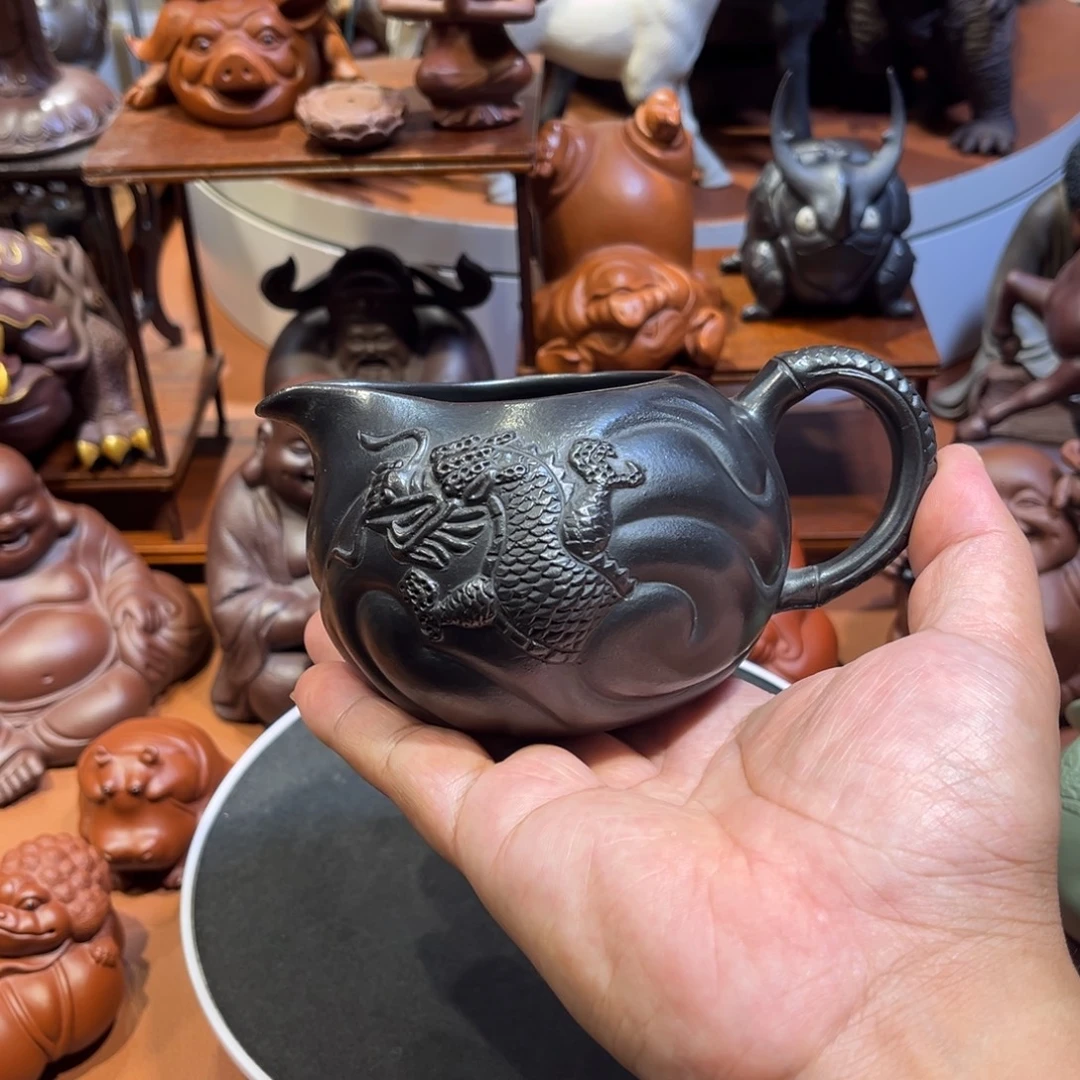 紫砂茶宠紫砂茶宠摆件。