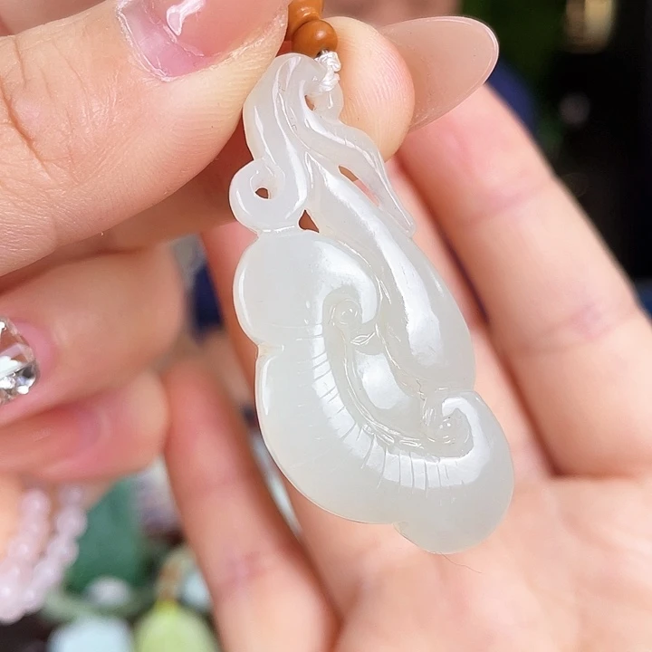 和田玉未镶嵌颈饰定制发货