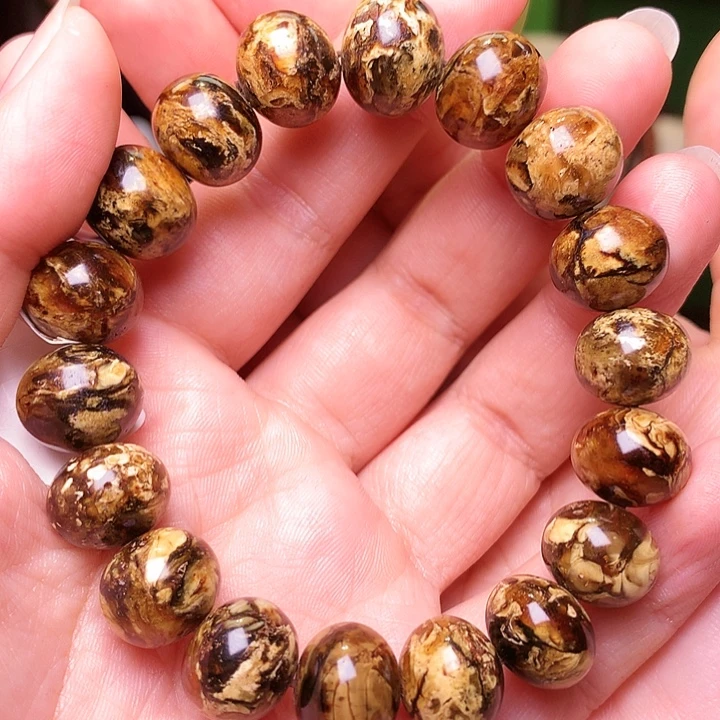 琥珀未镶嵌裸石抚顺琥珀13-190