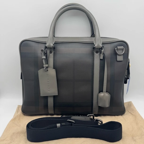 95新 BURBERRY/博柏利 97新经典格纹战马系列手提公文包/2135
