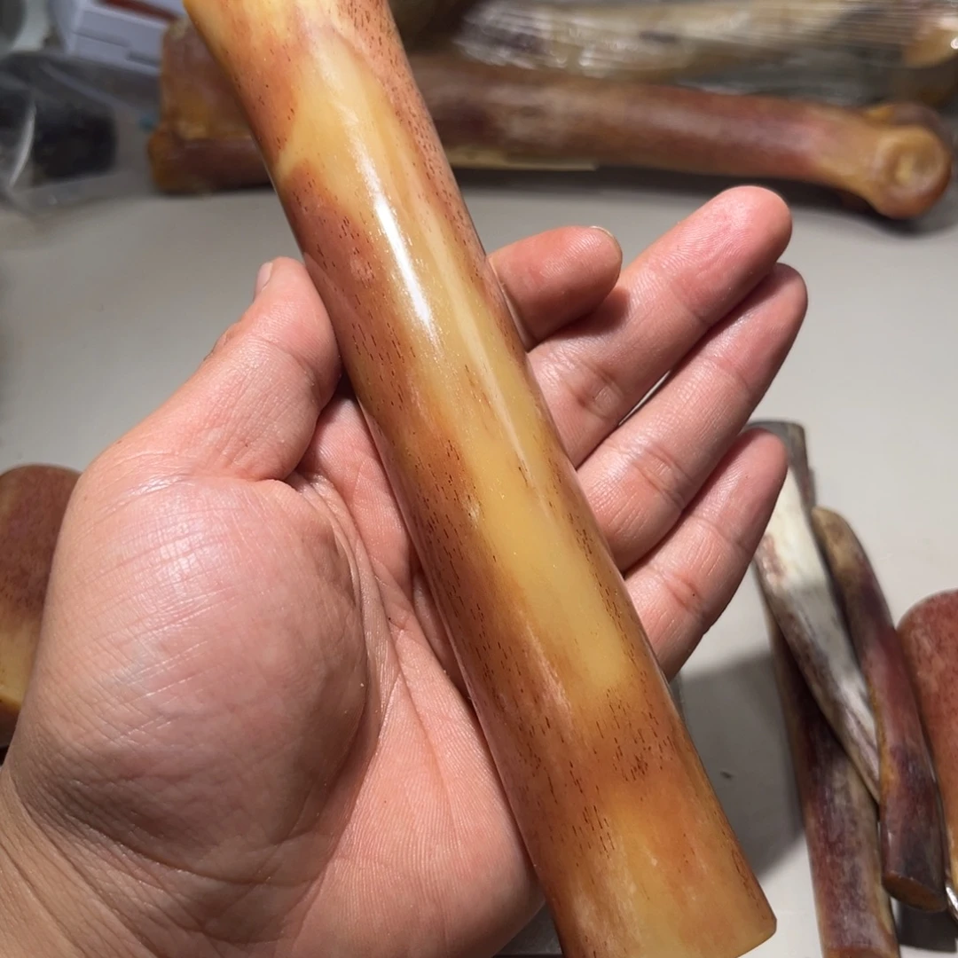 大叶紫檀（黑酸枝木类）