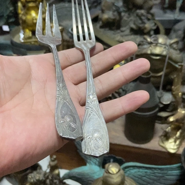 铜工艺品等多个系列