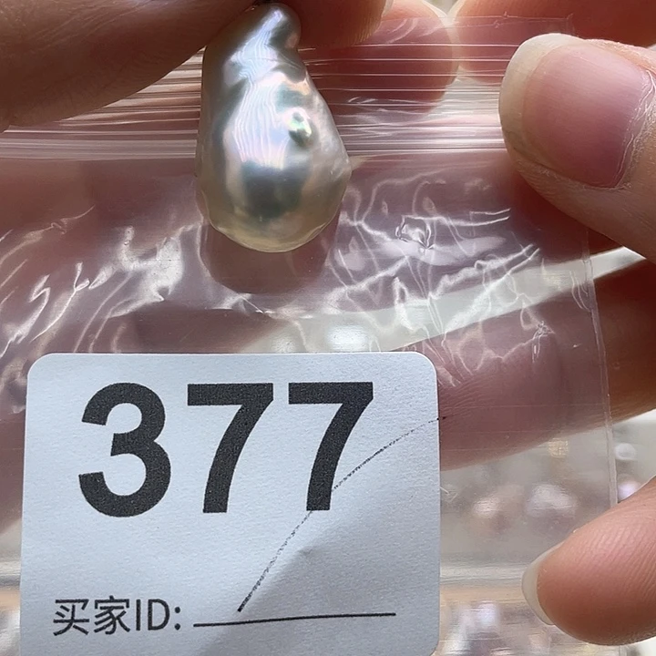 未镶嵌天然珍珠。  漏 漏 漏淡水珍珠
