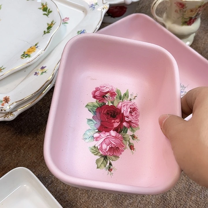 凡间陶瓷有限公司