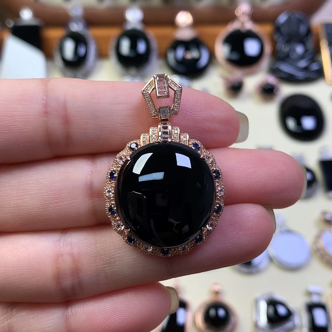 翡翠18K金镶嵌吊坠(不含链)