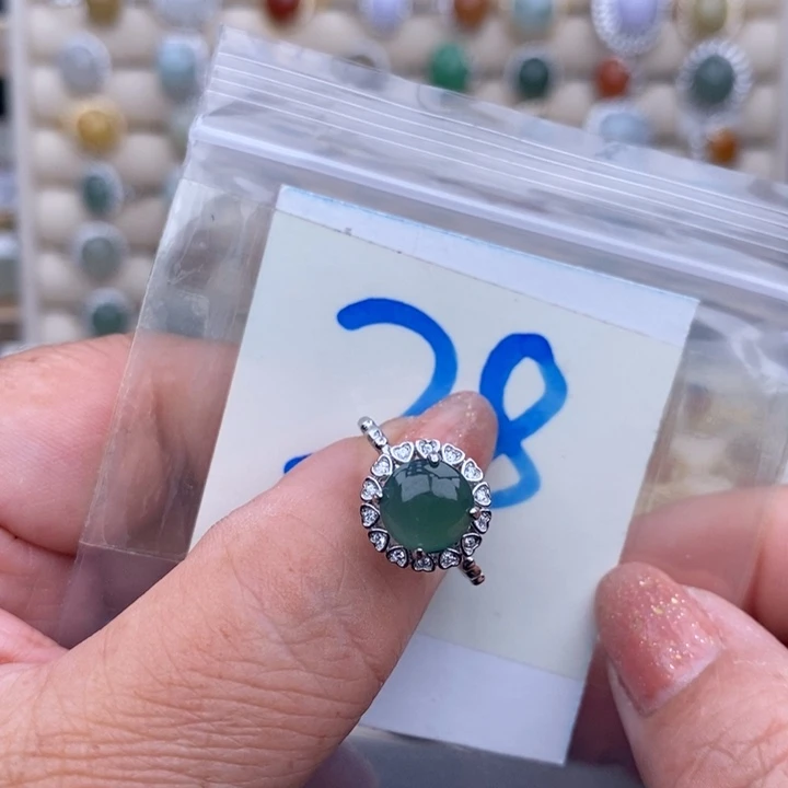未镶嵌戒指翡翠缅甸