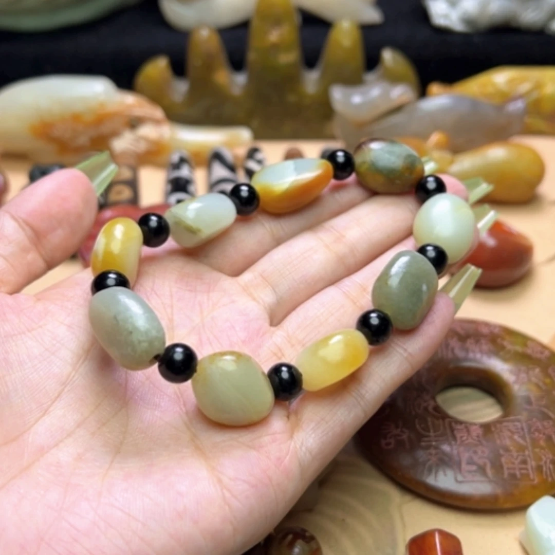 【闪购商品】蛇纹石玉未镶嵌颈饰