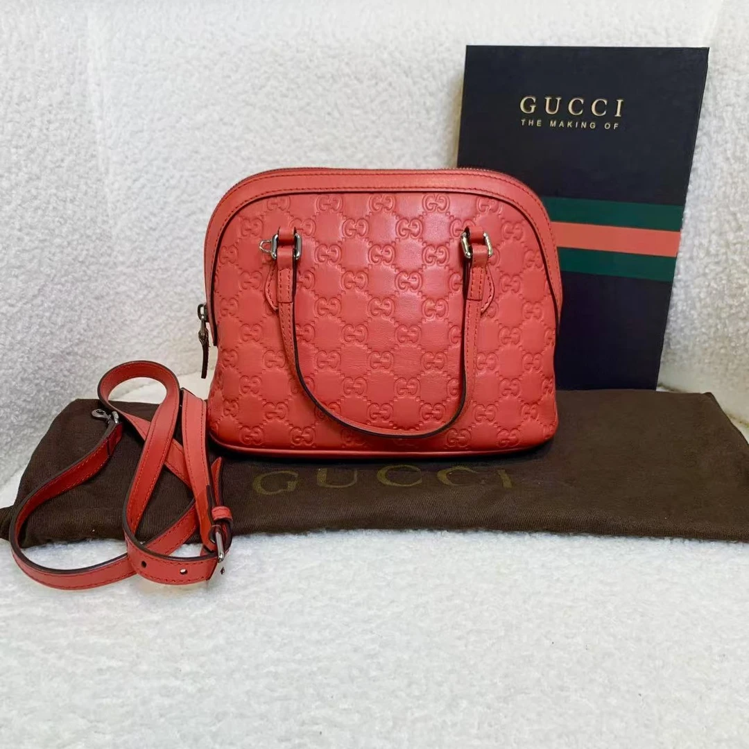 95新 GUCCI/古驰 壹臻/ Gucci红色压纹贝壳包 56760763