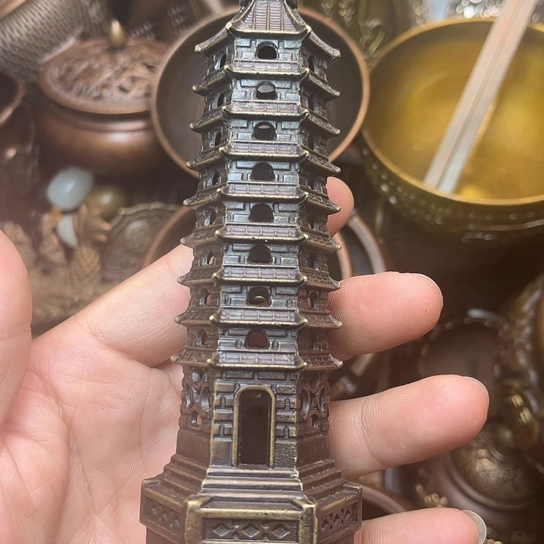 精美铜器工艺品等