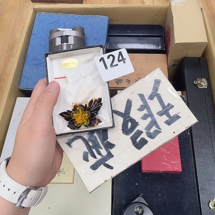瓷片呀工艺品摆件瓷器摆件正能量