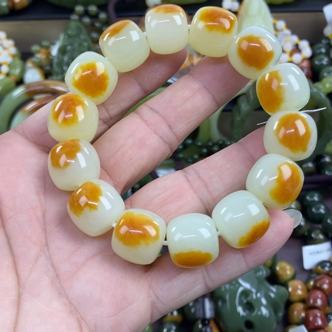 透闪石质玉未镶嵌手链