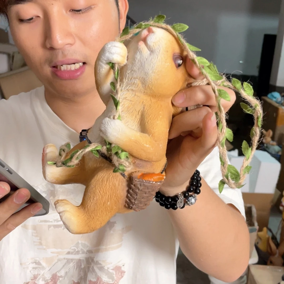 【闪购商品】陶瓷摆件爬绳兔子摆件