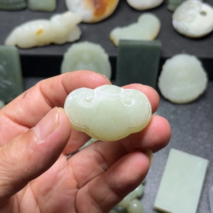 和田玉（糖玉）未镶嵌挂件雪*