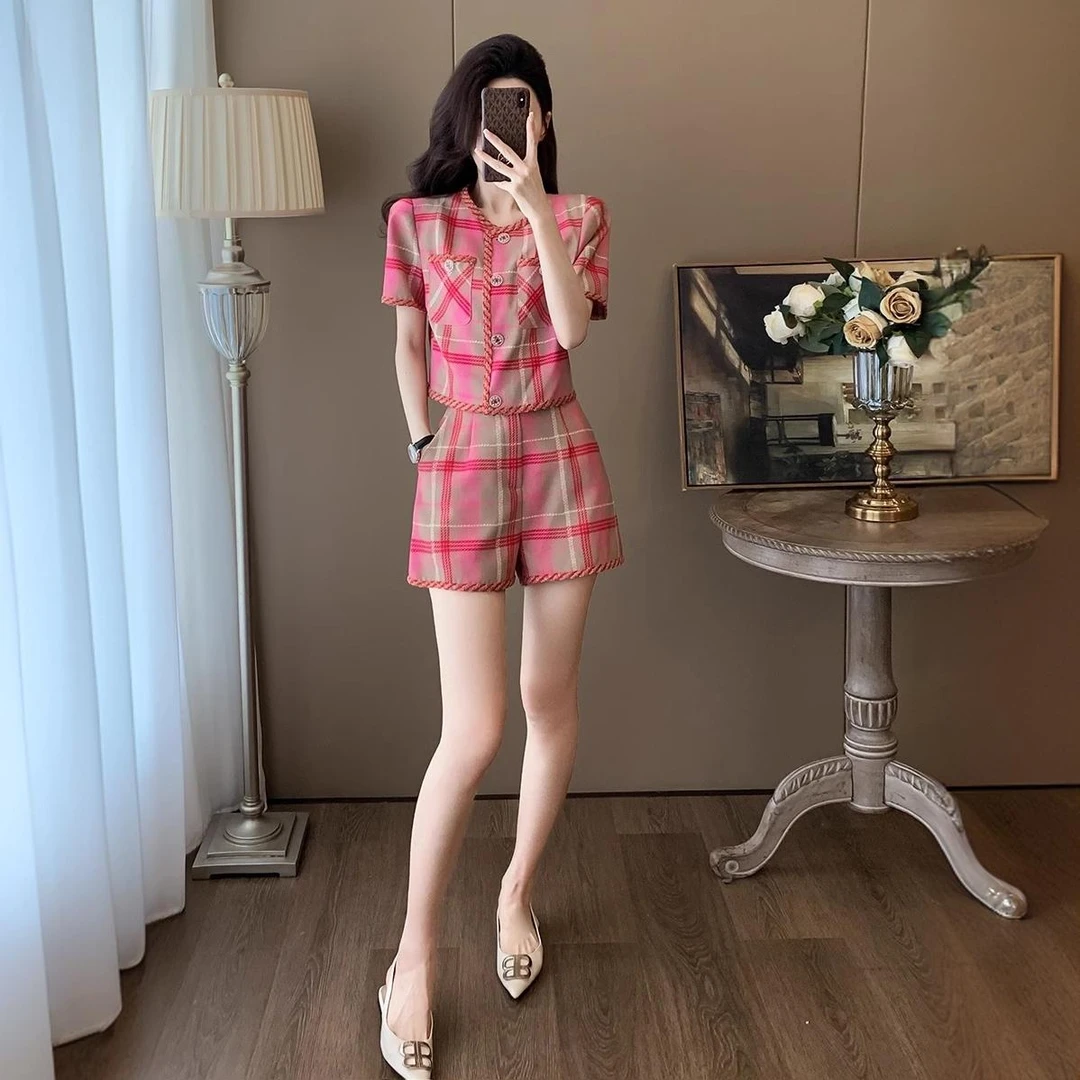 YY夏季酷飒拽姐炸街洋气时尚小香风套装女夏款高级感短裤两件套SM