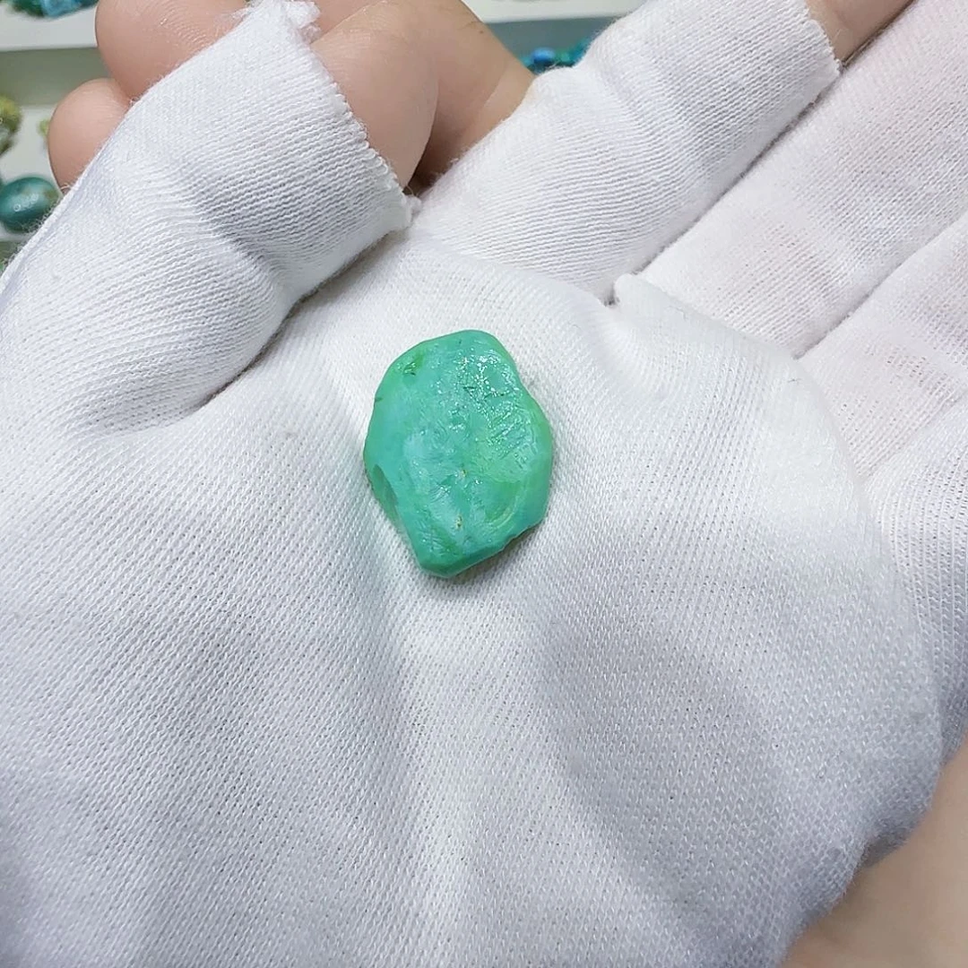 绿松石未镶嵌原矿绿松石