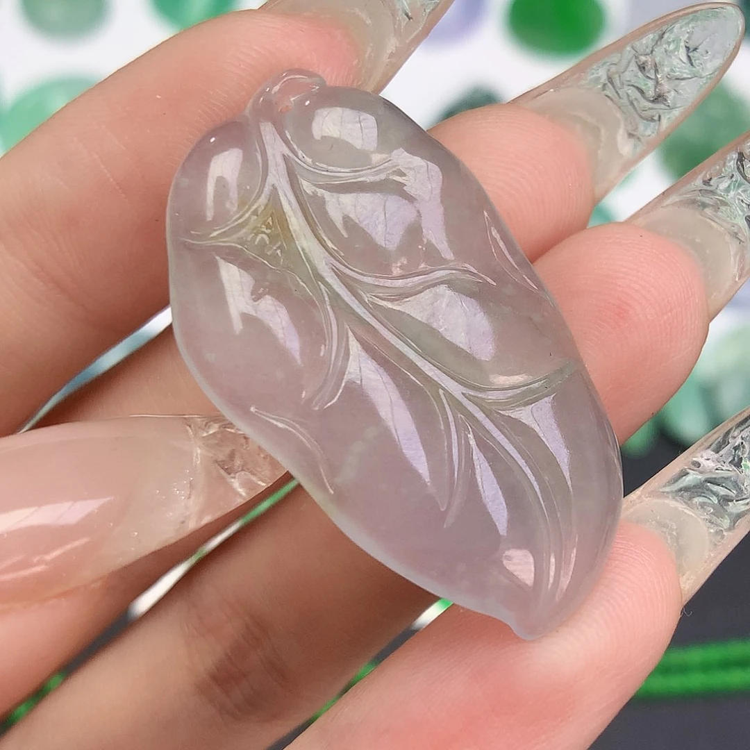 翡翠未镶嵌颈饰菩提叶