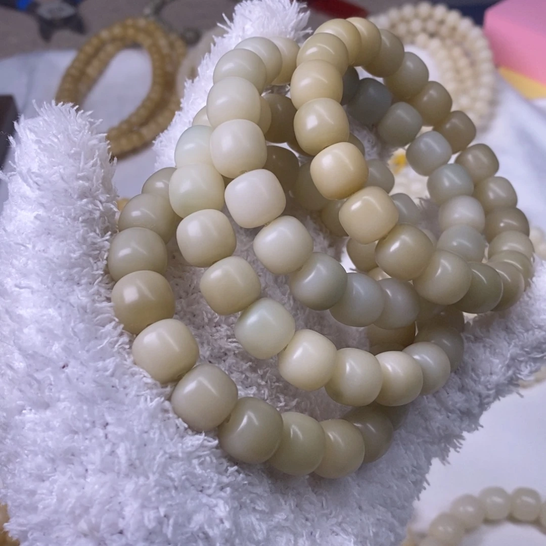 吊坠菩提根/象牙果卡13老型福利串丑串原生态干磨一条