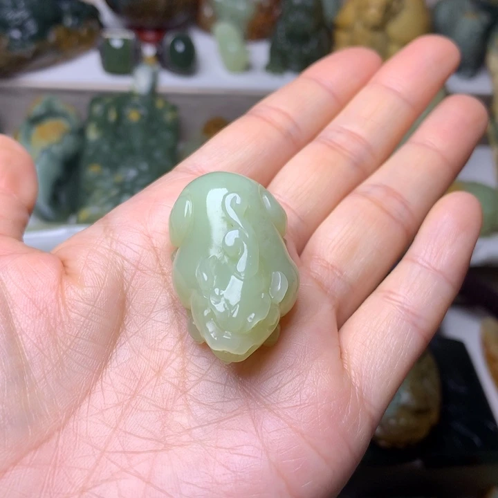 岫岩老玉（透闪石质玉）手把未镶嵌